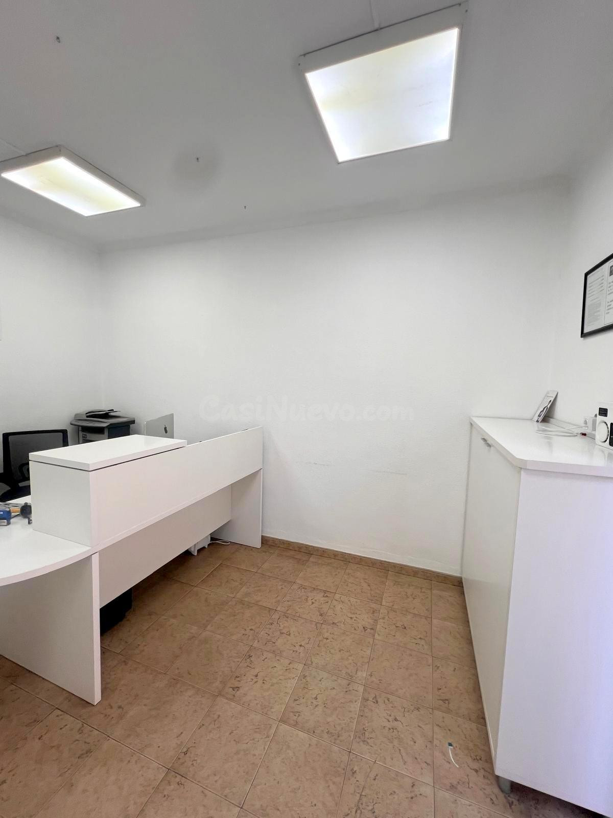Local comercial 61m² en venta - López de Gomara