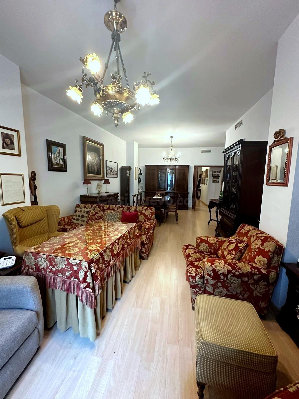 Piso 4 habitaciones 195m² en venta - Ronda de Triana-Patroci - foto 2