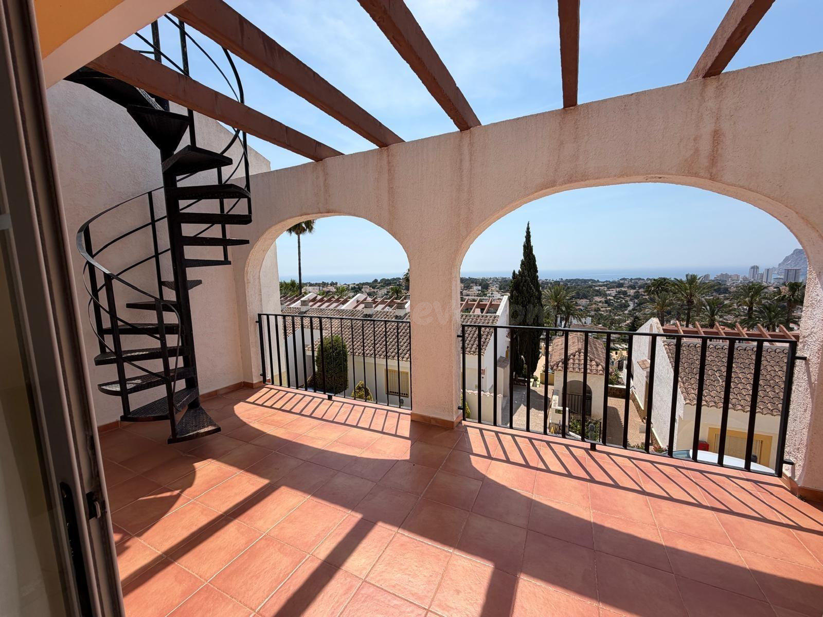 Bungalow planta baja con solárium y garaje | Ideal para fami - foto 3