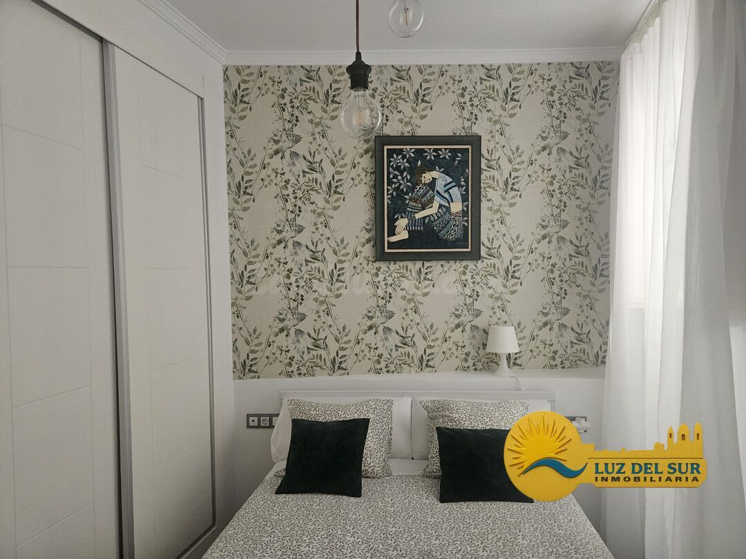 PRECIOSO APARTAMENTO CON LICENCIA TURISTICA CENTRO CADIZ