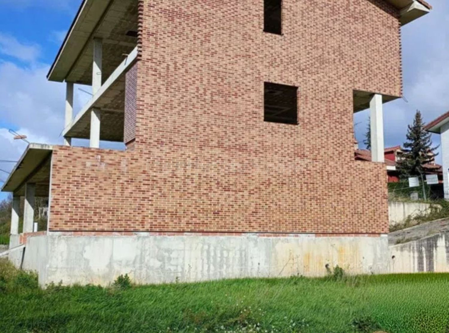 Chalet 4 habitaciones 187m² en venta - MEDINA DE POMAR
