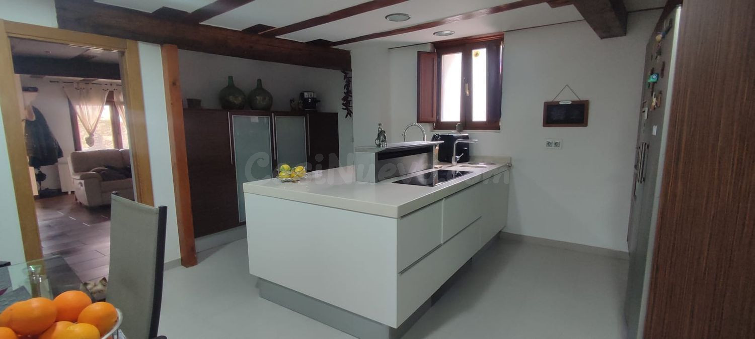 Chalet 2 habitaciones 210m² en venta - Baltezana-Ontón