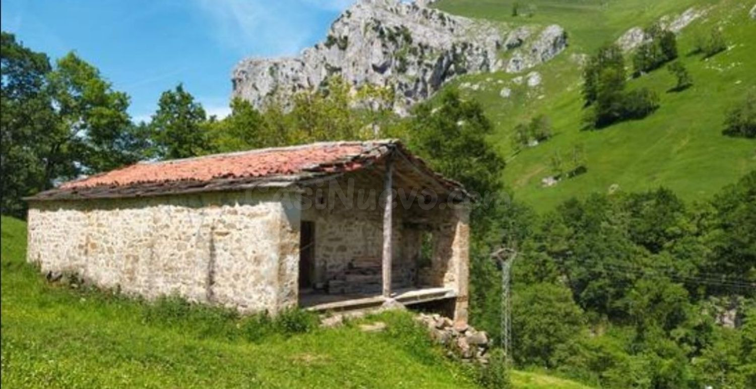 Finca rústica 196m² en venta - Lunada