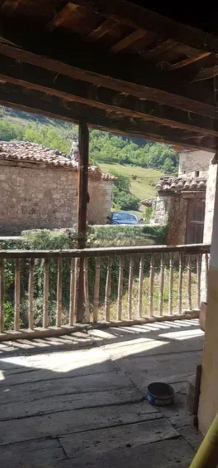 Finca rústica 5 habitaciones 600m² en venta - Perrozo