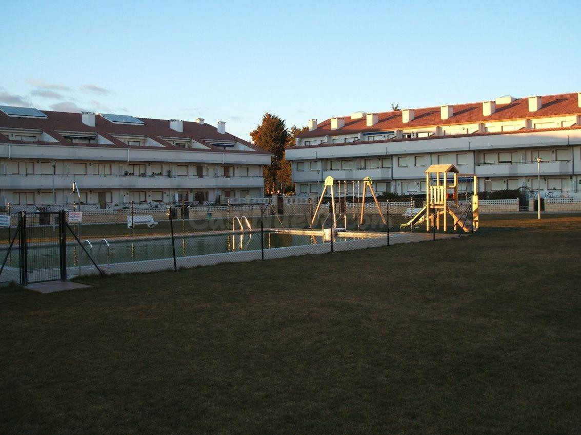¡Oportunidad Única en Medina de Pomar! Piso con Terraza y Piscina