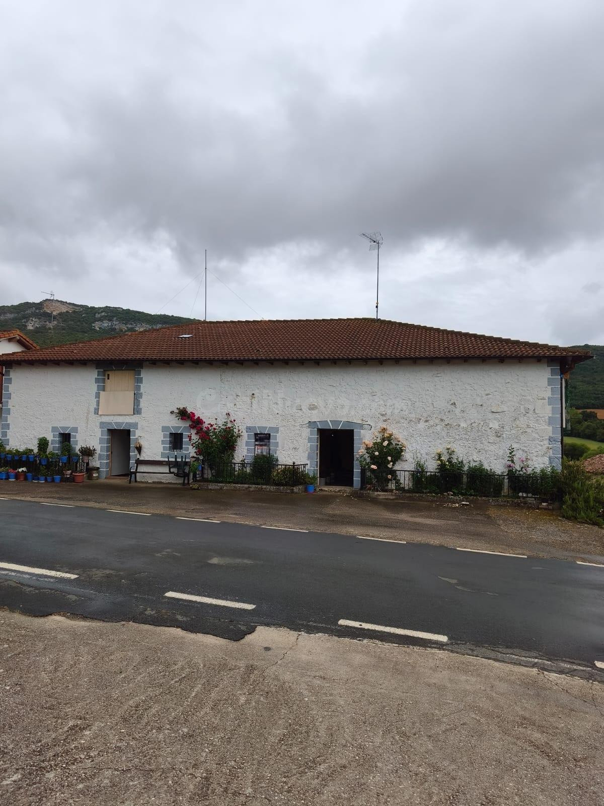 Encantadora Casa  en Medina de Pomar - ¡Gran Oportunidad por €45,000!