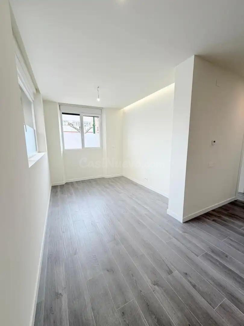 Piso Reformado a Estrenar en el Corazón de Burgos por 229.00 - foto 5