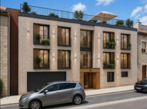 ¡Oportunidad Única en Villatoro: Tu Hogar o Proyecto de Inve