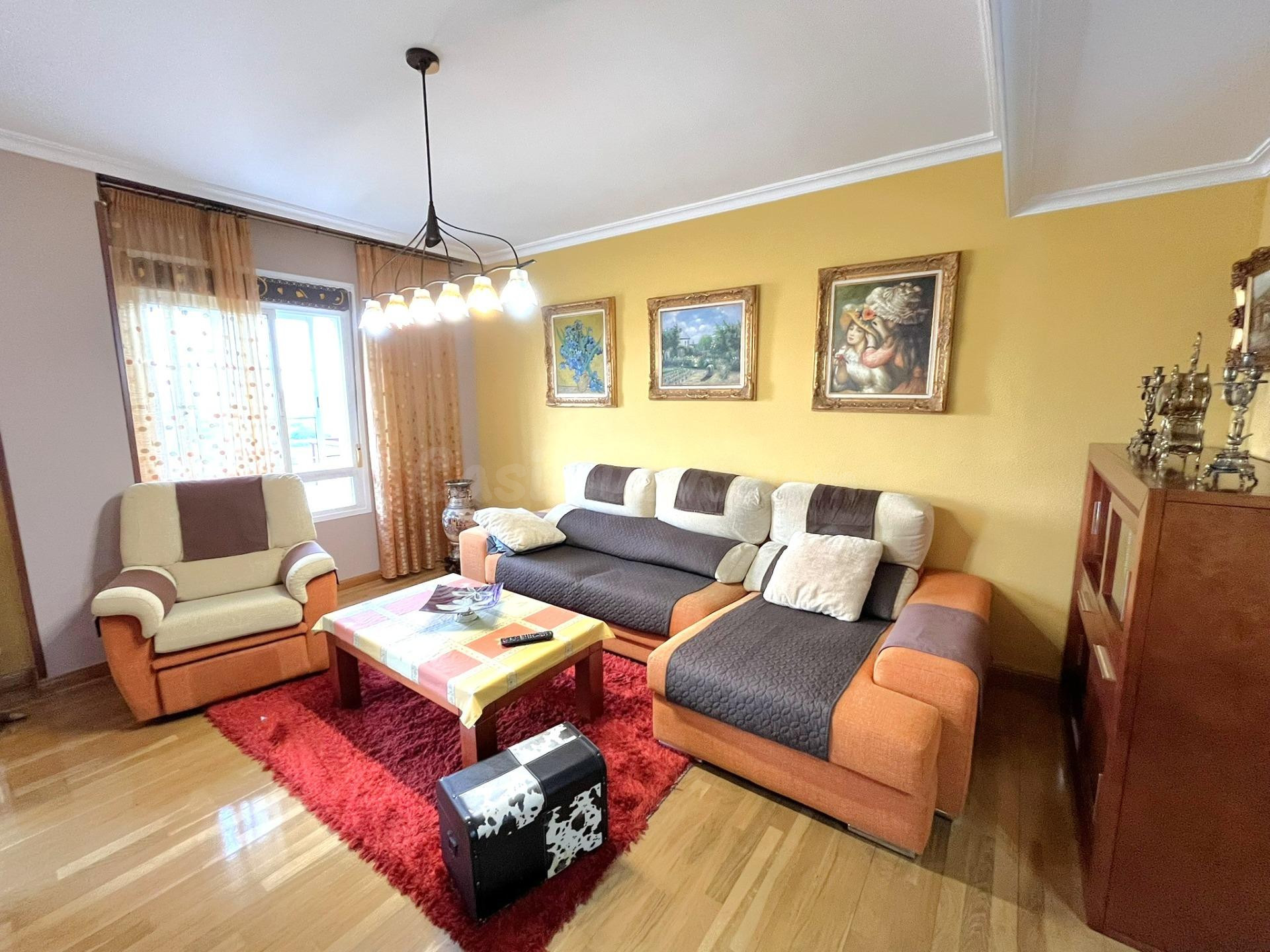 DÚPLEX EN ZONA DEL VIVERO -CÁCERES-