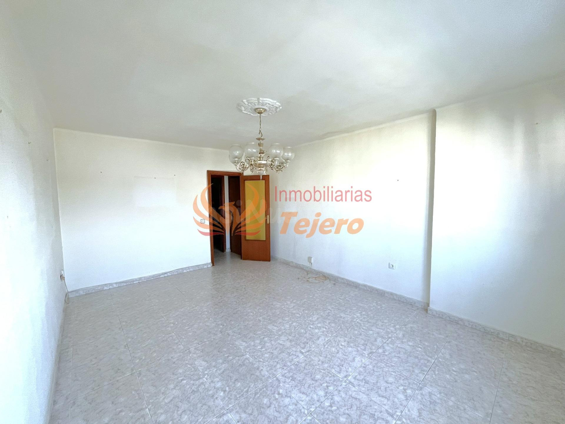 PISO EN VENTA EN ZONA EL PERÚ - CÁCERES -