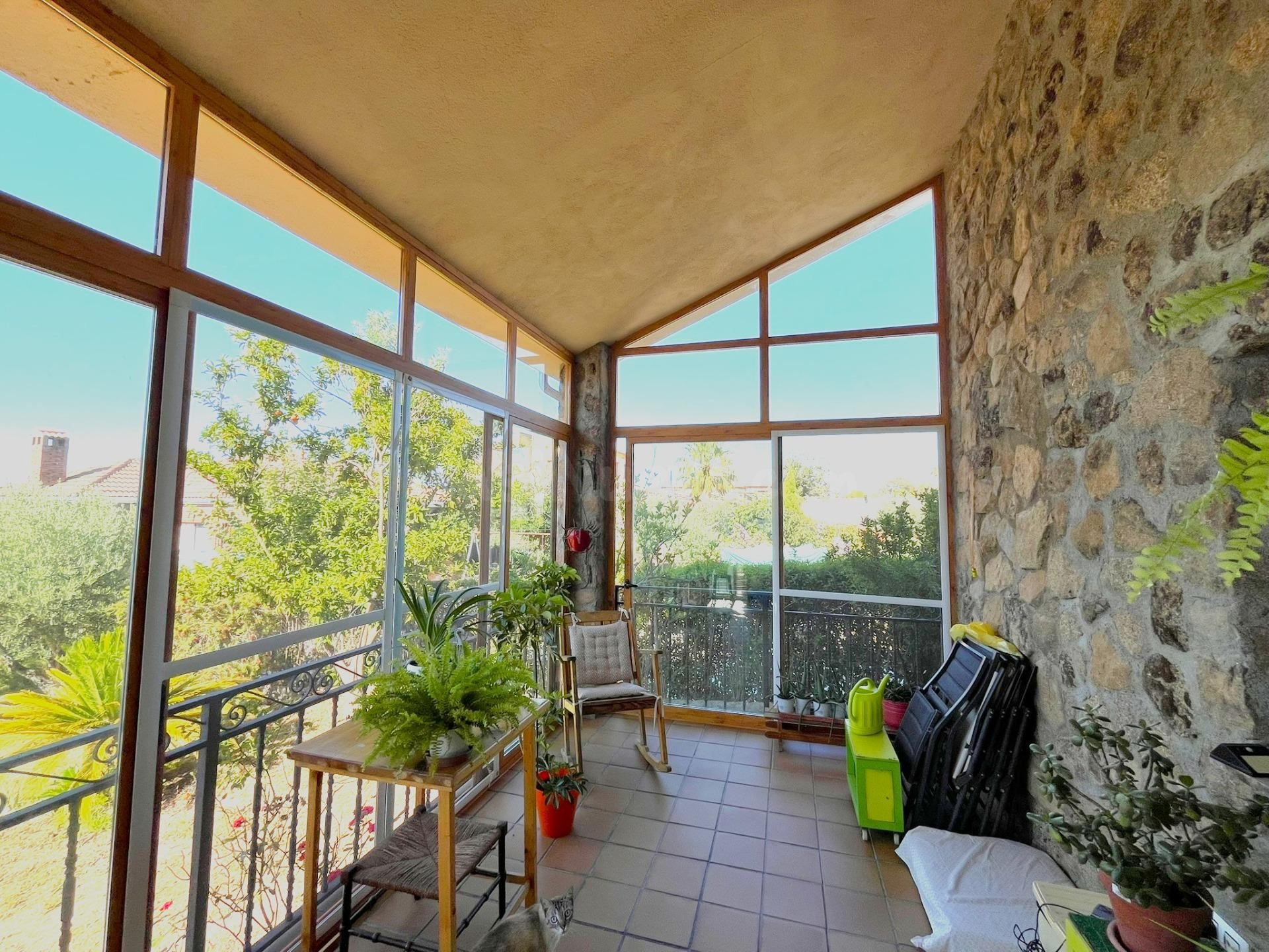 CASA DE CAMPO EN MALPARTIDA DE CÁCERES - CÁCERES - - foto 3