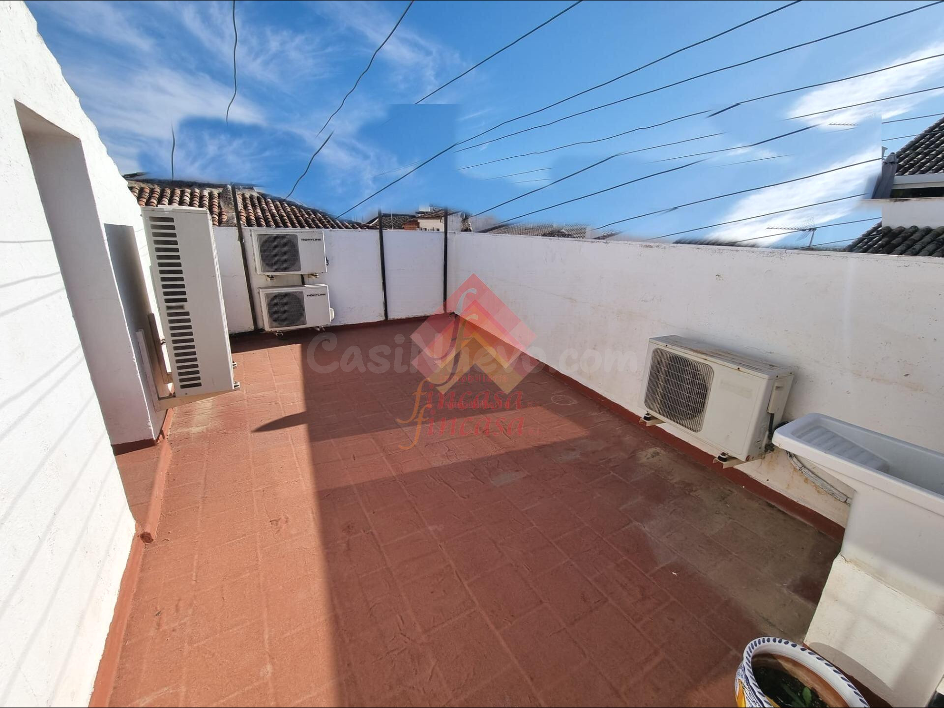 PISO + APARTAMENTO CON TERRAZA EN PLENO CENTRO