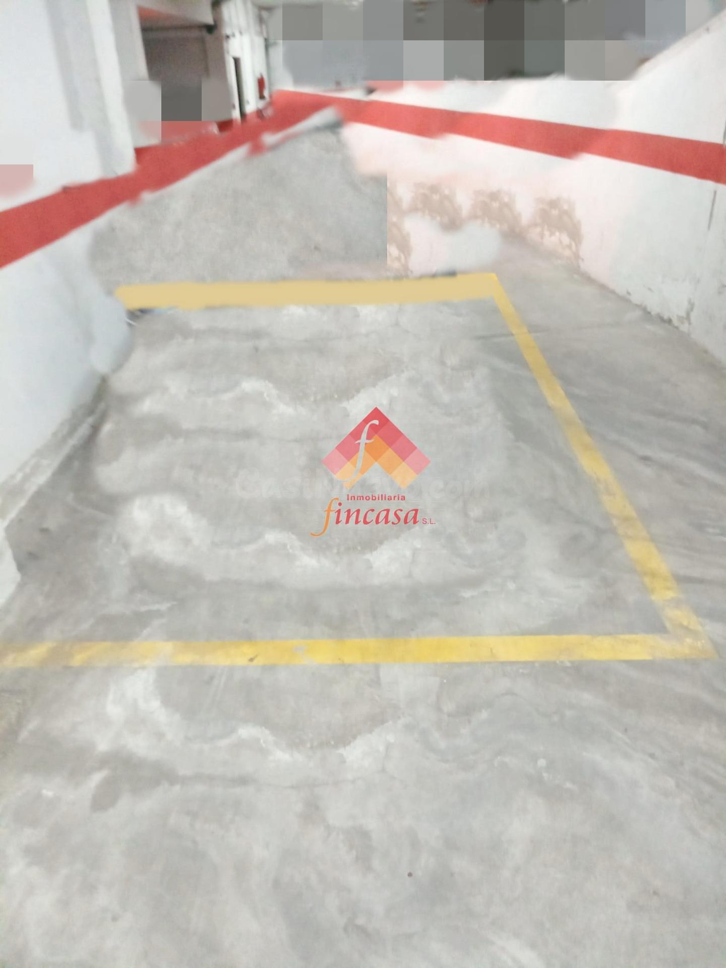 SE VENDE PLAZA DE GARAJE EN LA ZONA DE LA FERIA