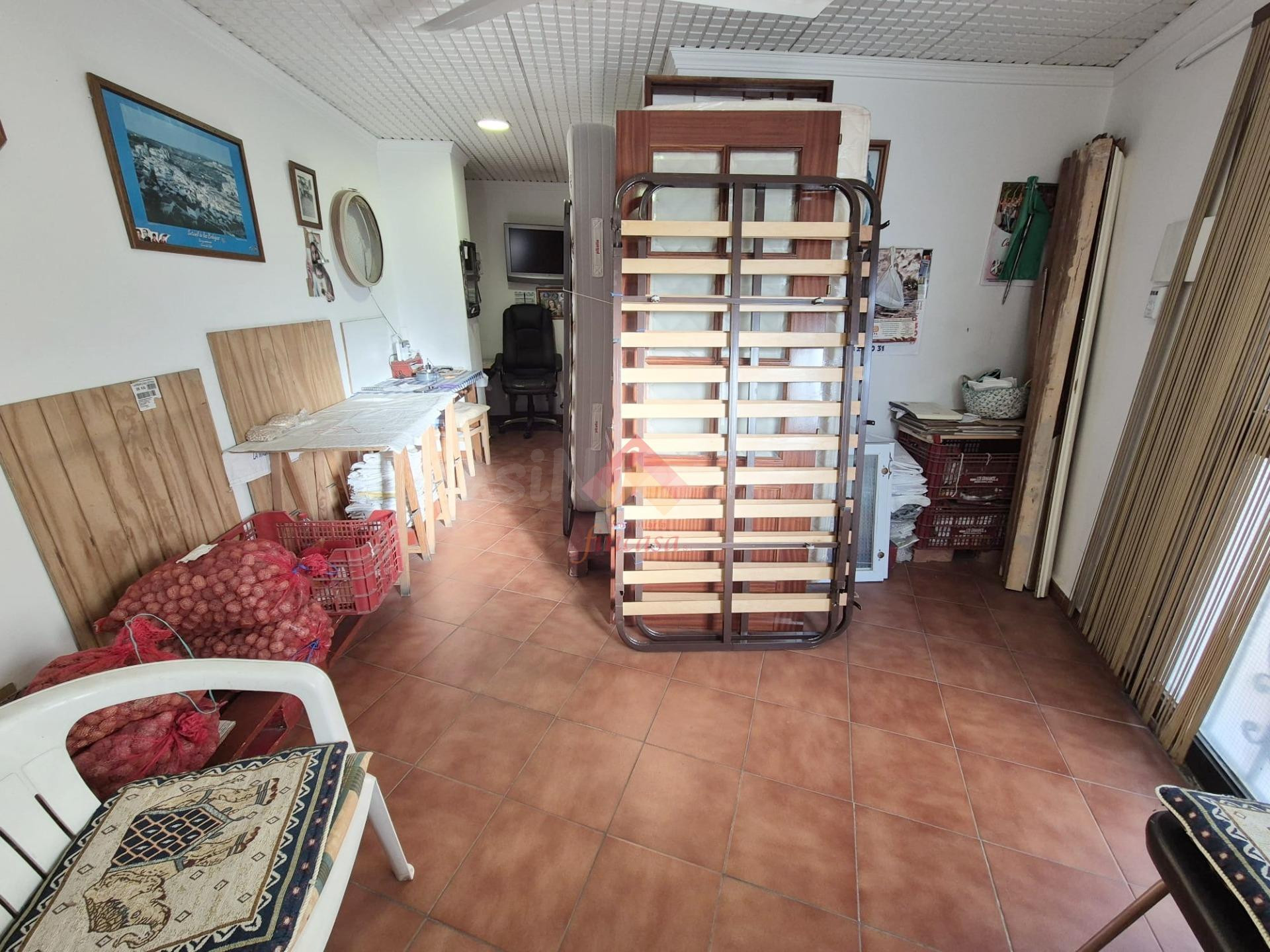LOCAL COMERCIAL EN ZONA DE LA HARINERA