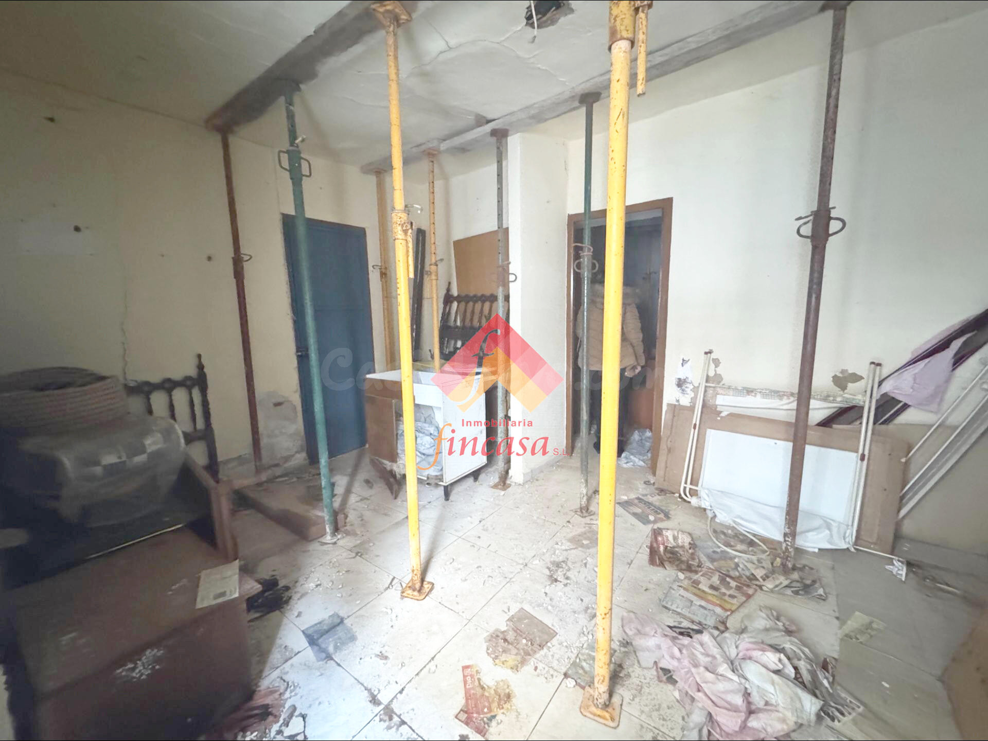 ¡¡CASA EN PLENO CENTRO PARA REFORMAR, REBAJADA DE PRECIO!!