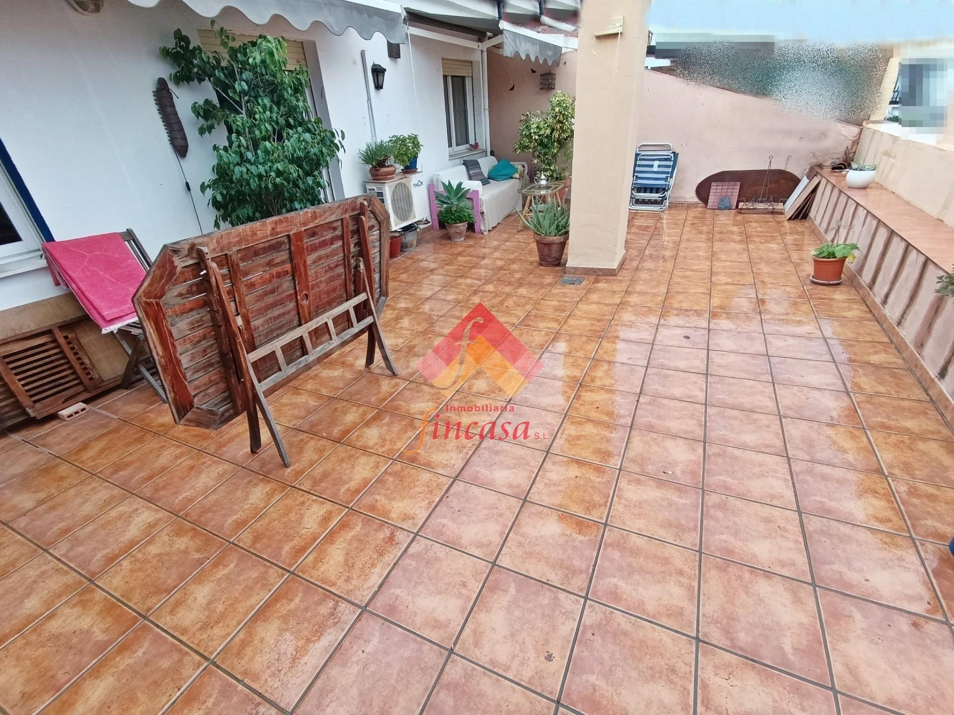 LUMINOSO PISO CON GRAN TERRAZA EN PLENO CENTRO - foto 2