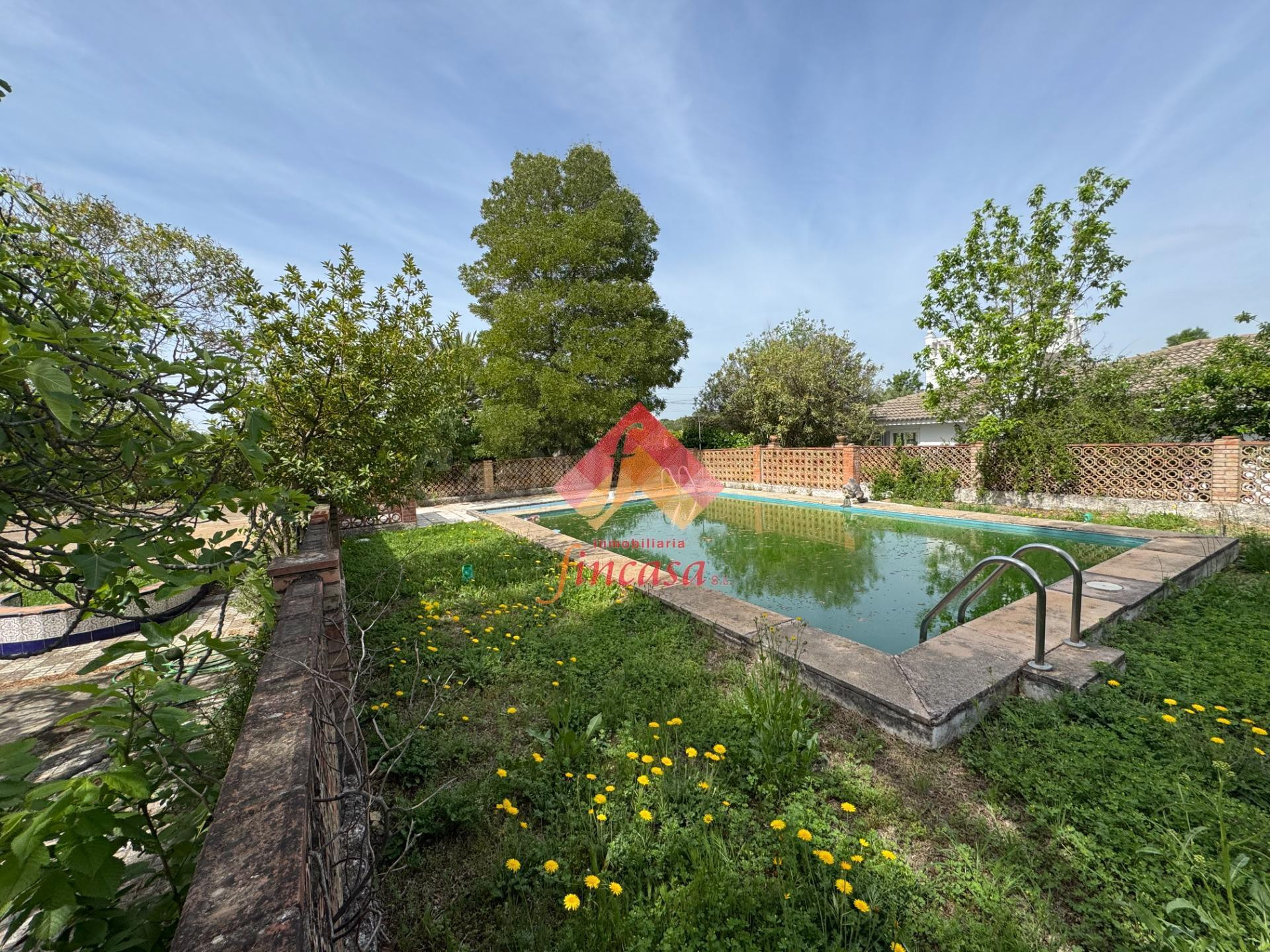 MAGNÍFICO CHALET CON PISCINA MUY CERCANO A RONDA