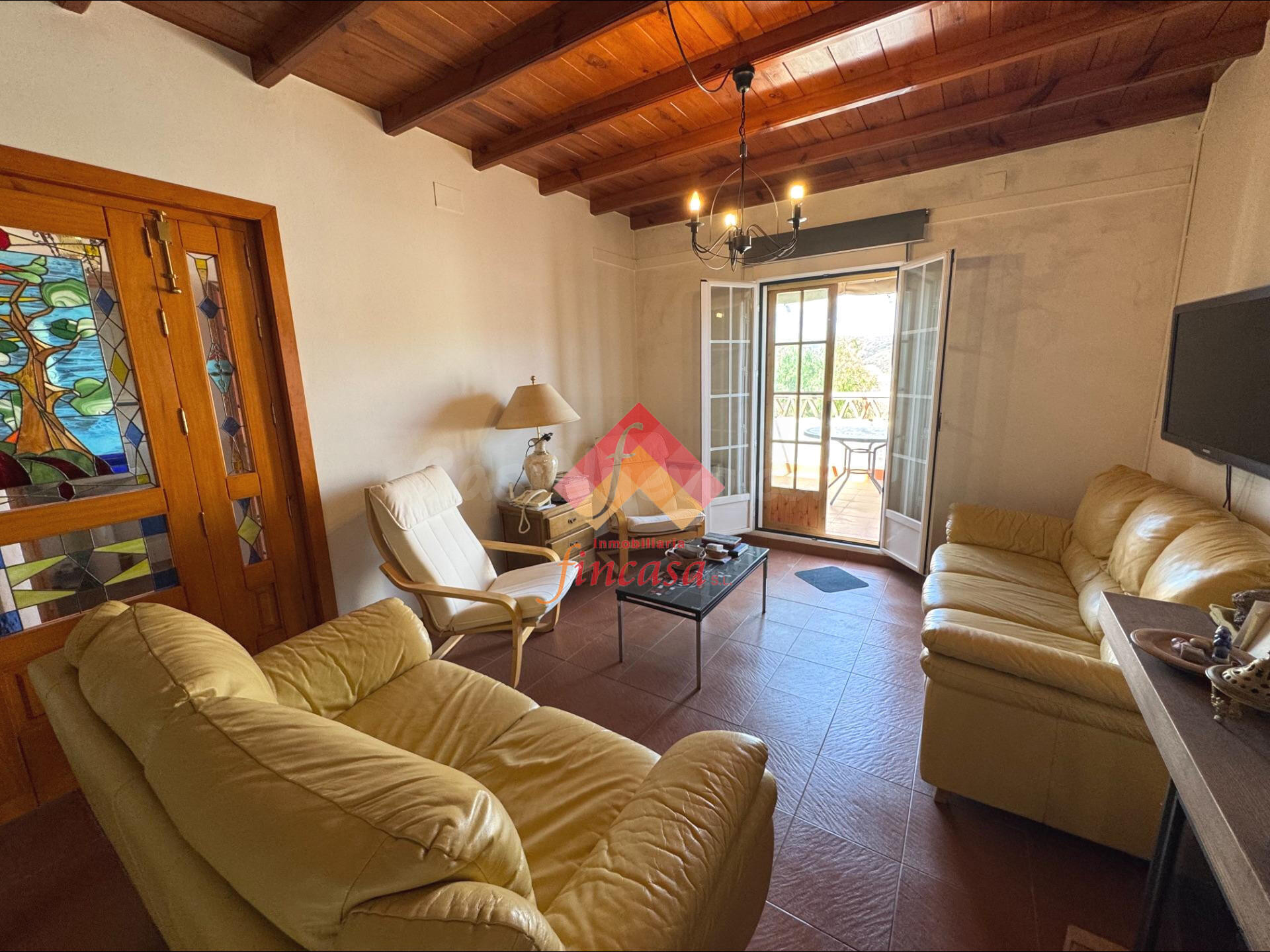 MAGNIFICA VIVIENDA CON ESPECTACULARES VISTAS Y COCHERA CERRADA