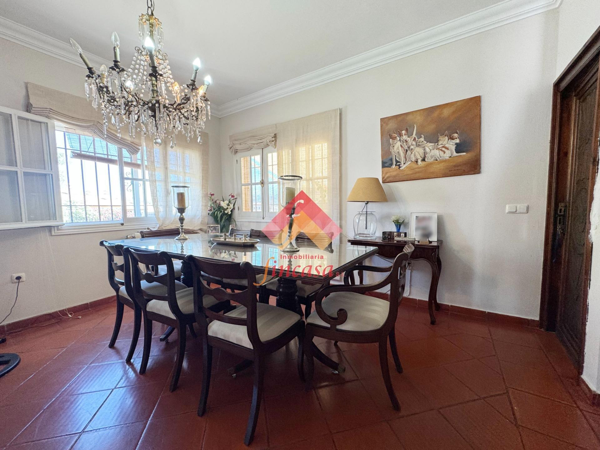 CHALET EN VENTA EN EL BARRIO SAN FRANCISCO - foto 4