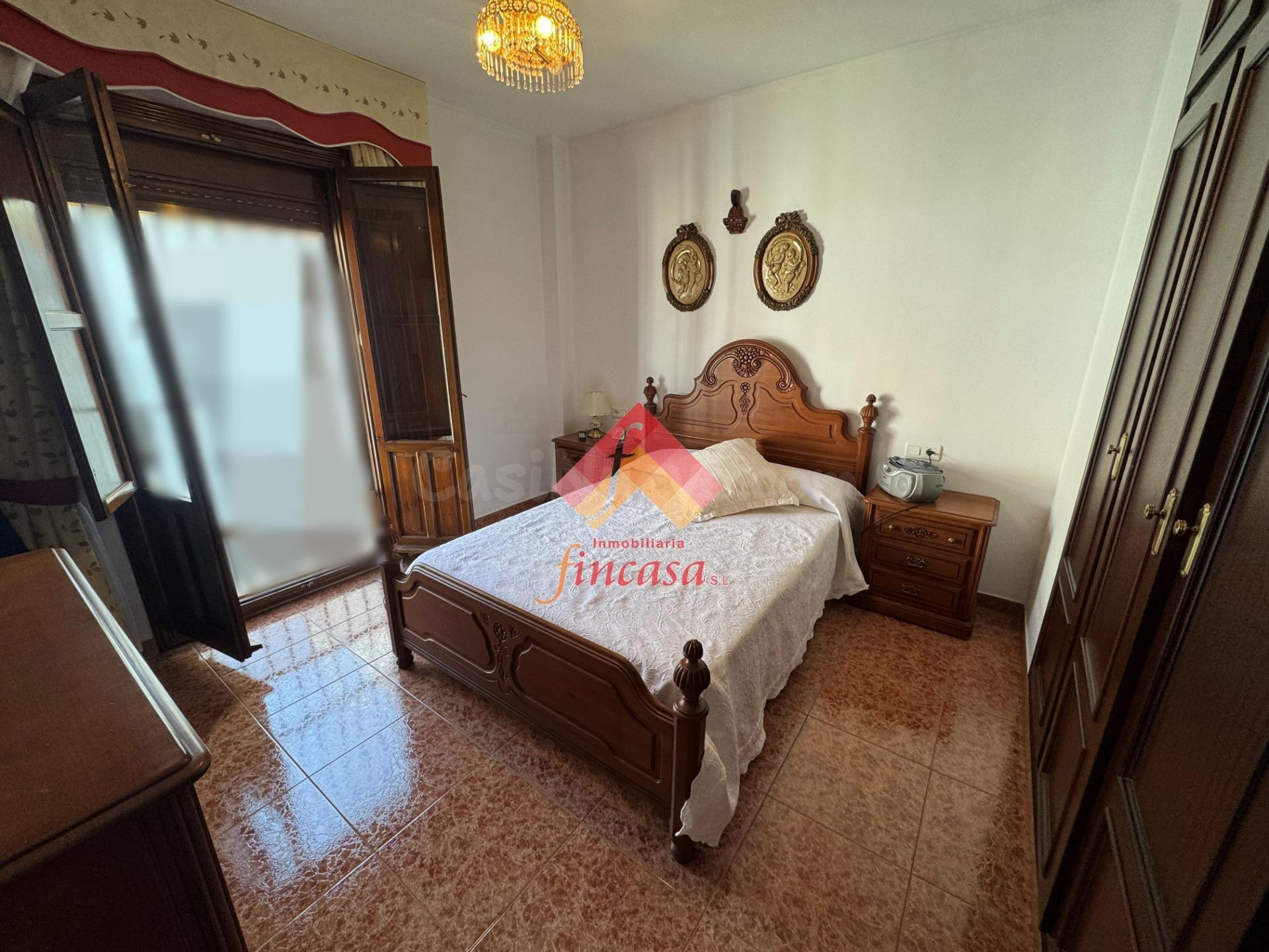 SE VENDE MAGNÍFICA CASA EN EL BARRIO SAN FRANCISCO - foto 5