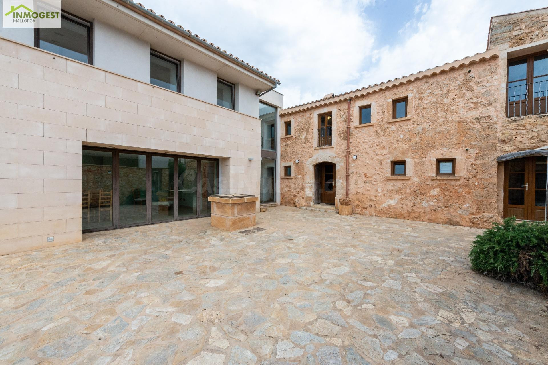 ESPECTACULAR CHALET CON VISTAS  A LA BAHÍA DE PALMA