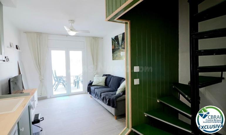 Encantadora casa renovada en 2024 y lista para entrar a vivi - foto 4