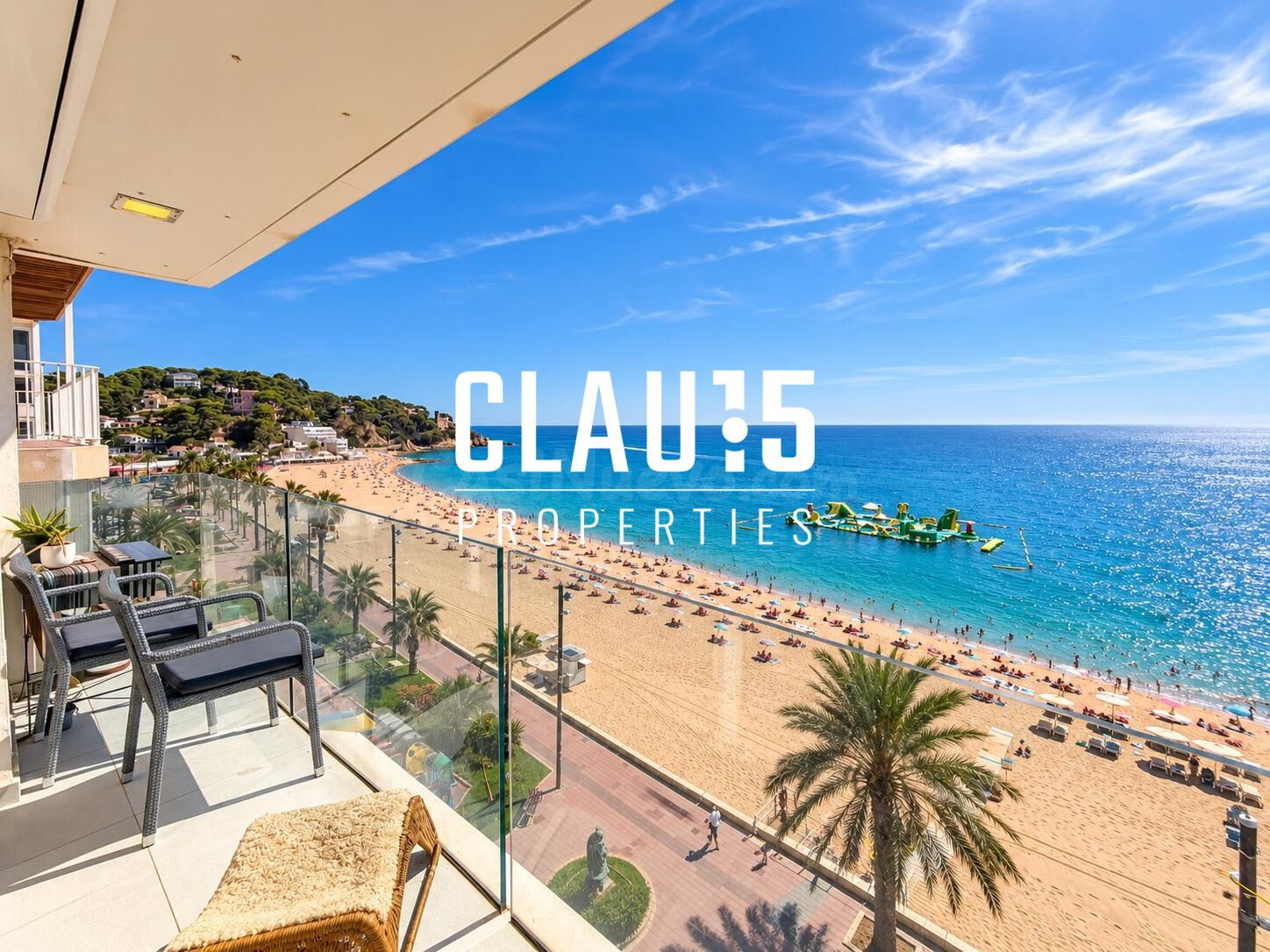 Espectacular piso en venta con vistas frontales al mar en Ll