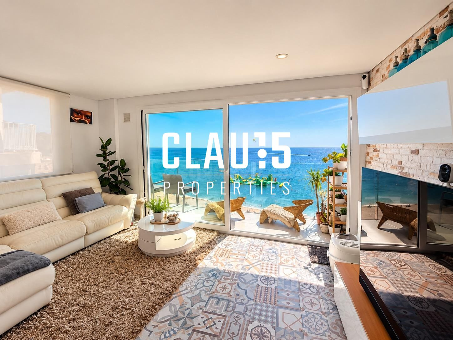 Espectacular piso en venta con vistas frontales al mar en Ll - foto 2