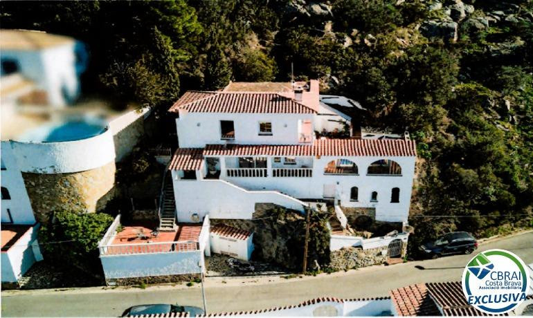 Magnífica casa con vista panorámica a la Bahía de Roses + Li - foto 4