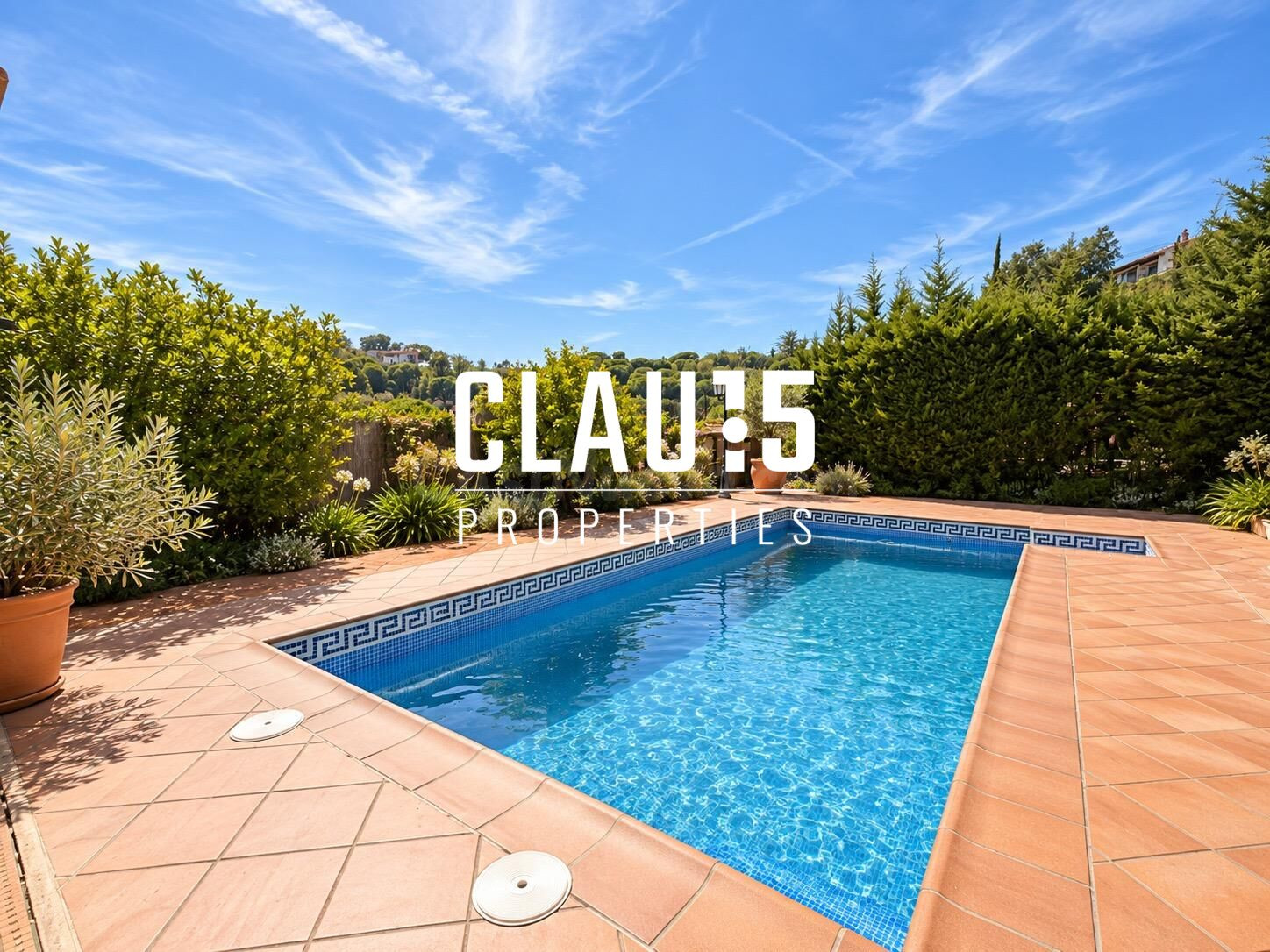 Casa en venta con piscina privada en Lloret de Mar - foto 2