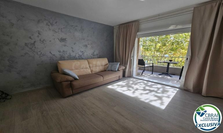 Acogedor Apartamento en el Centro de Empuriabrava
