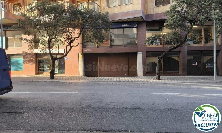 Buena Oportunidad : grande plaza de Parking - foto 2