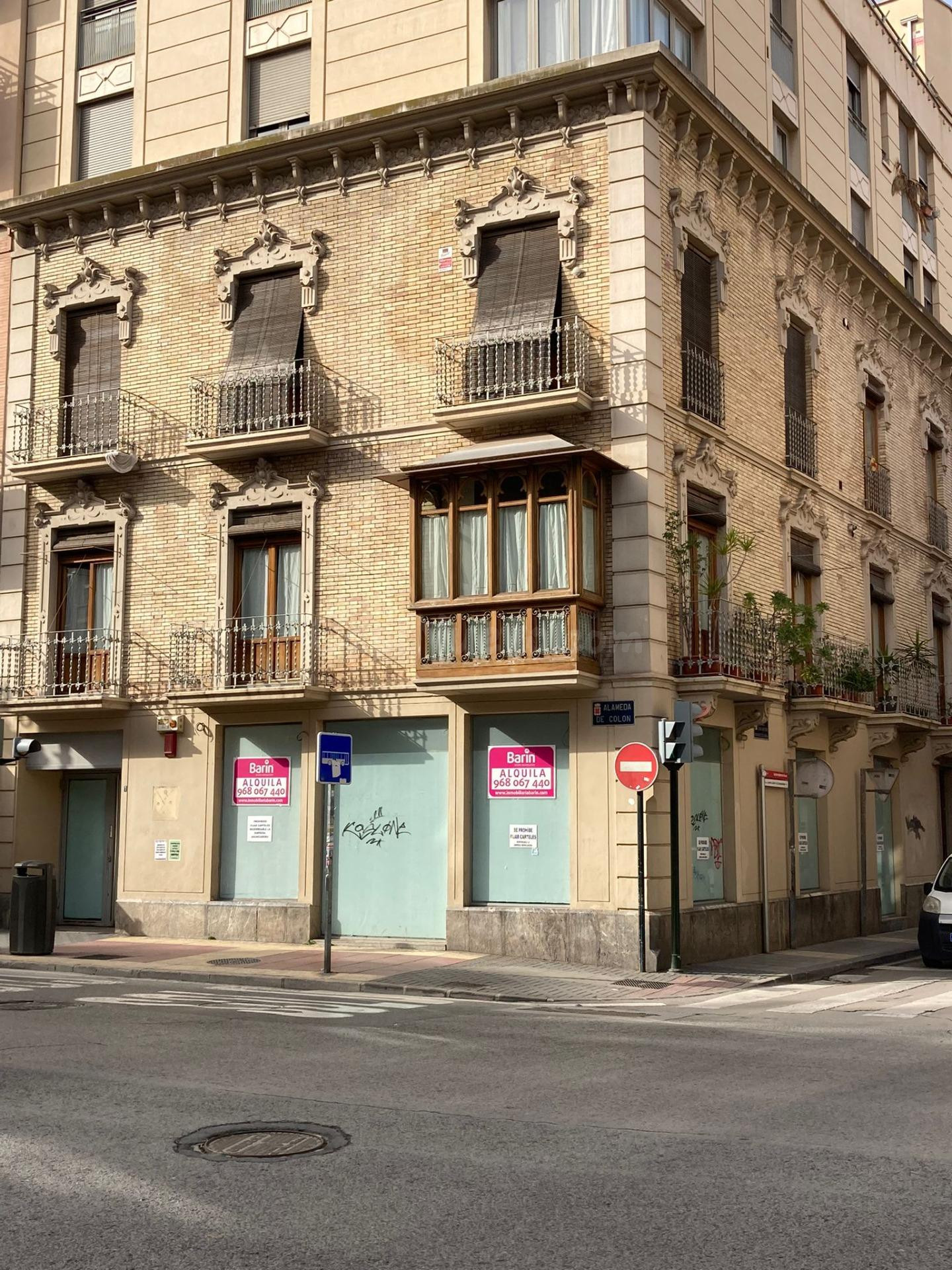Local comercial en Bº del Carmen.