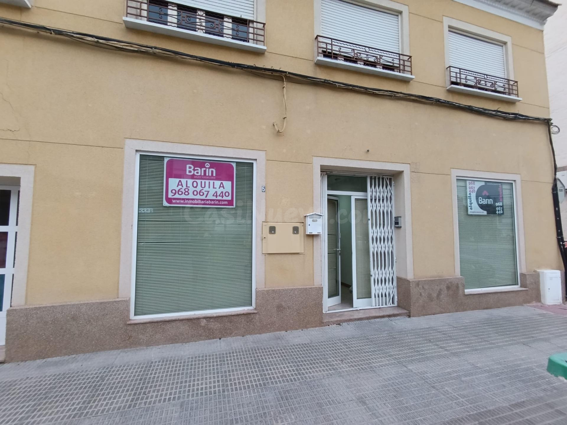 Local-Oficinas en La Flota. Murcia