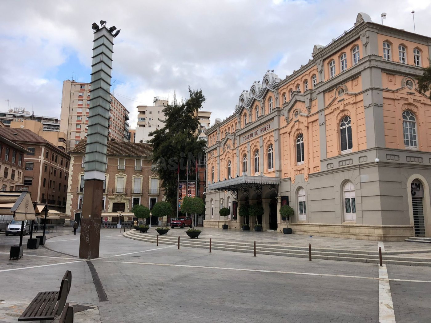 Local comercial en zona Teatro Romea