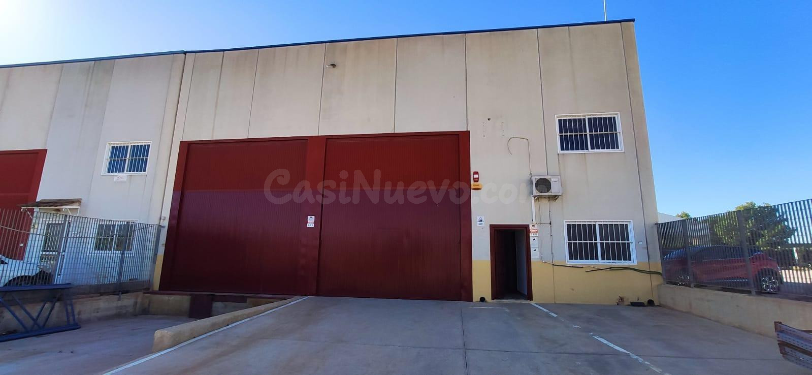 Nave industrial  en el Polígono Las Salinas. Alhama de Murcia