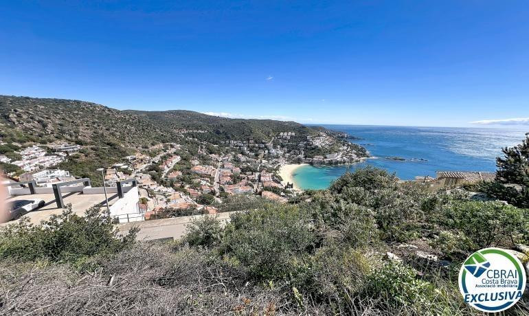 Terreno excepcional con vista panorámica a la bahía de Canyelles