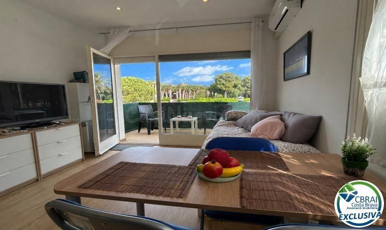 Oportunidad !!  Acogedor Apartamento Reformado en El Port de Llançà