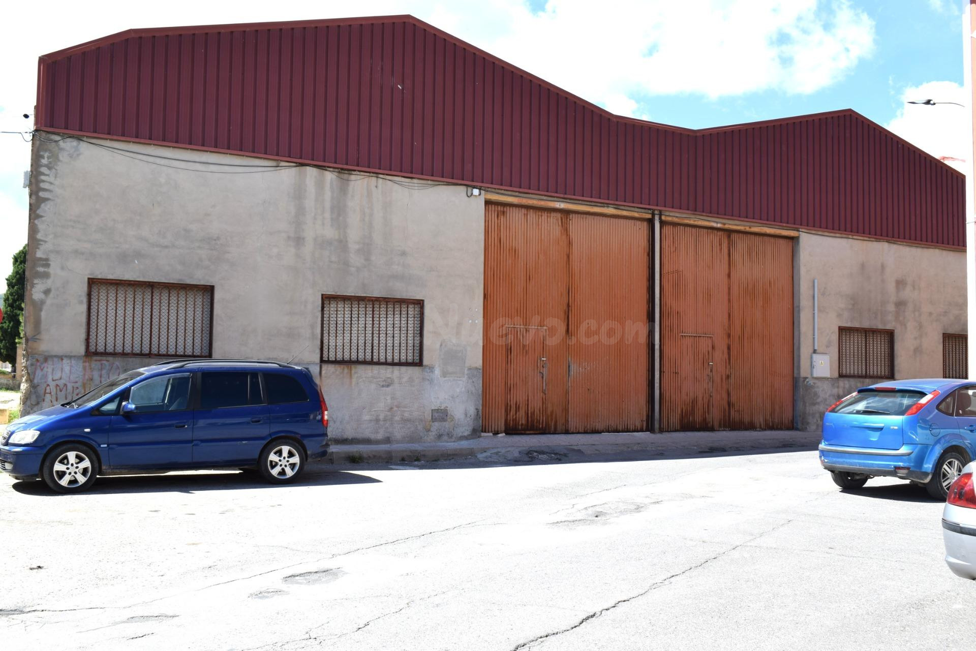 NAVE EN BULLAS