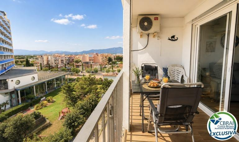 Apartamento totalmente reformado a 100 metros de la playa co - foto 2