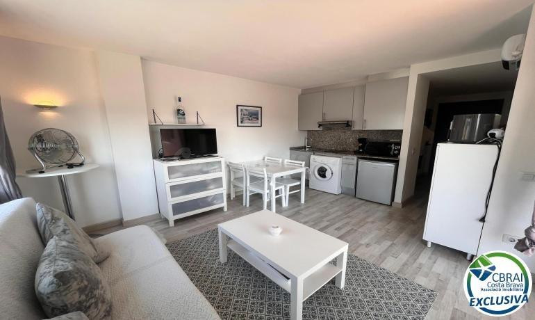 PORT CANIGÓ II Elegante apartamento de 1 dormitorio con terraza y vistas al canal