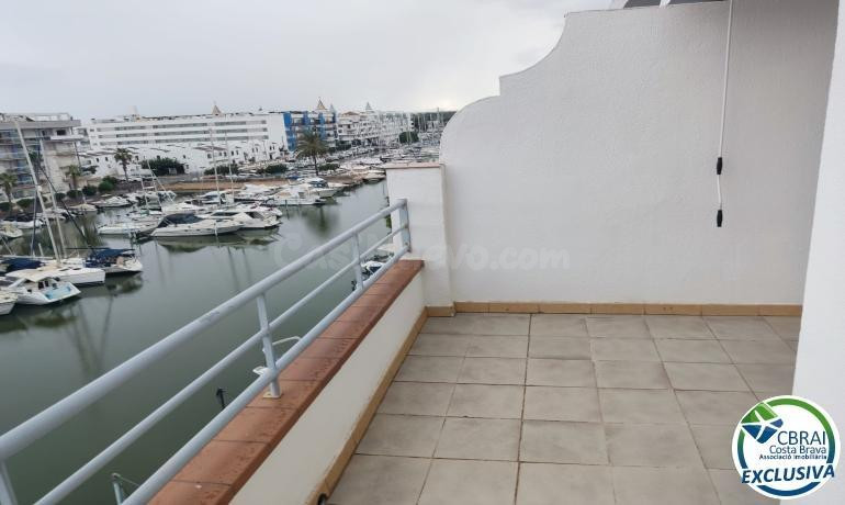 Espectacular estudio con ascensor y vistas al canal en Sta. Margarita.