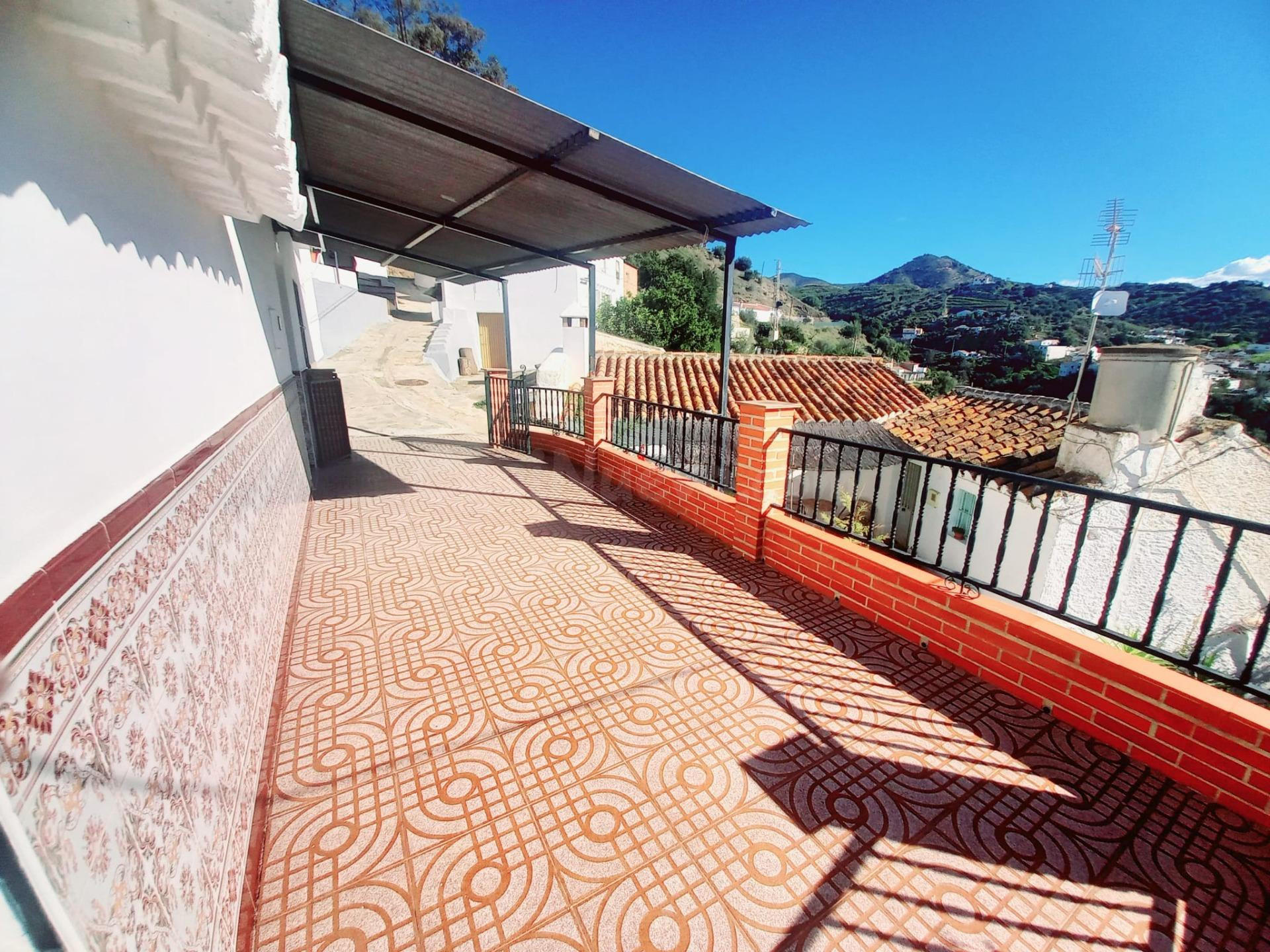 Casa en Venta en Canillas de Aceituno. - foto 4