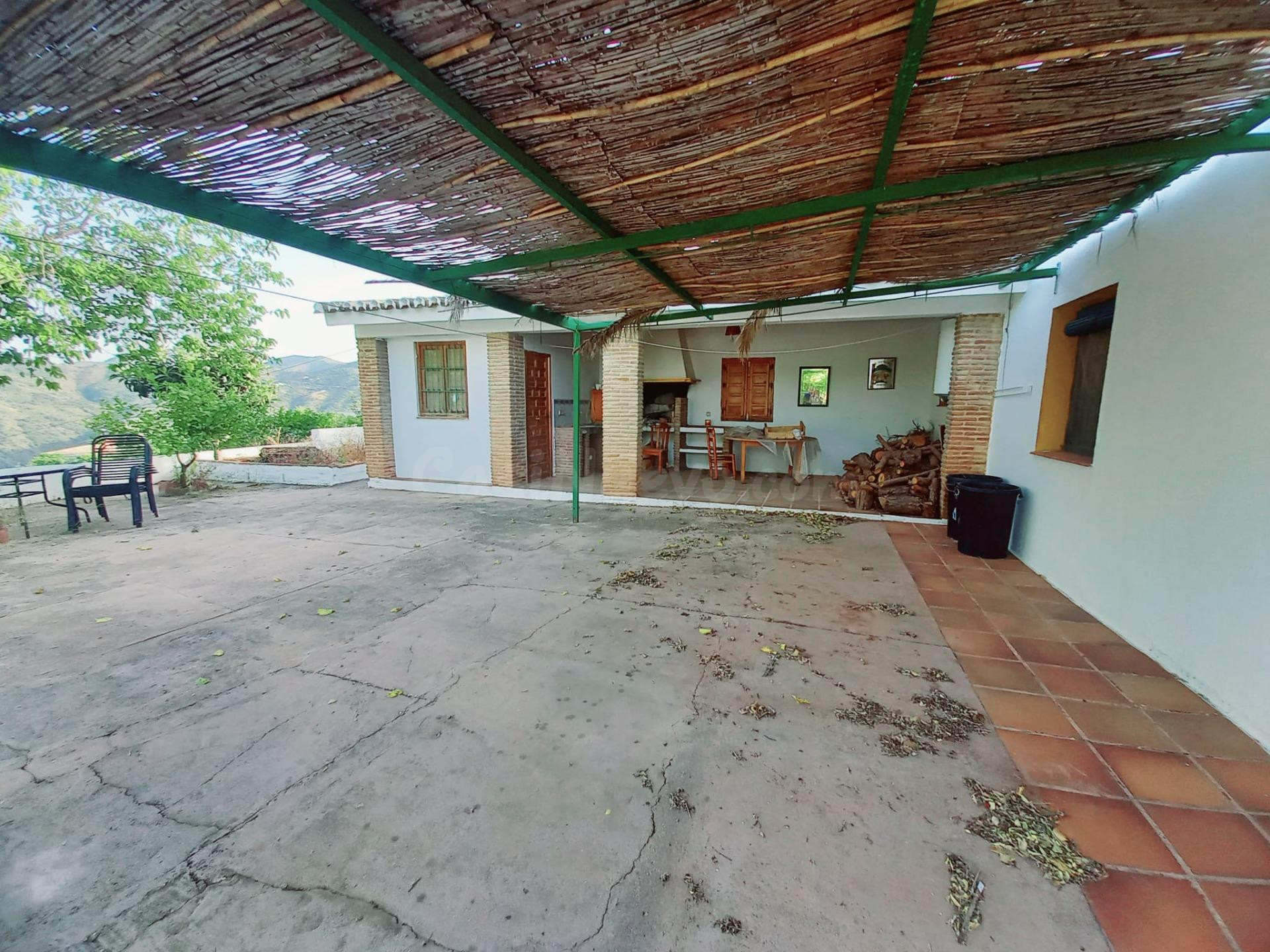 Fantástica casa en venta en Comares!!