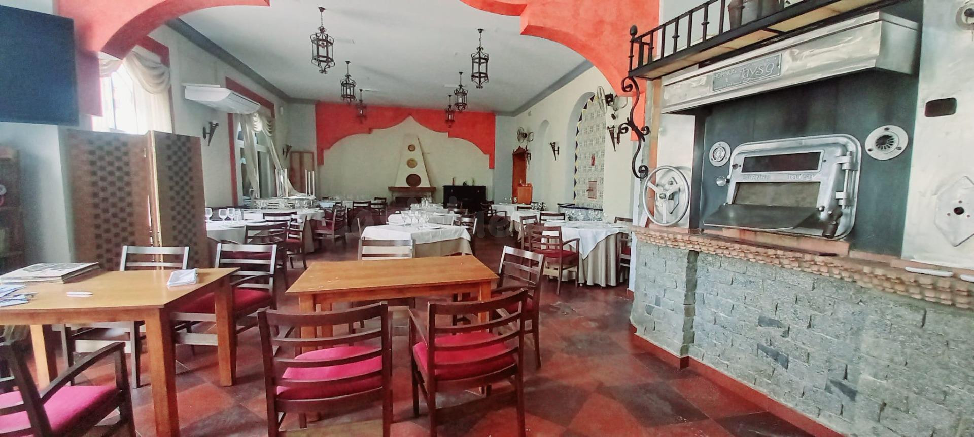 Restaurante en Venta en Canillas de Aceituno!!