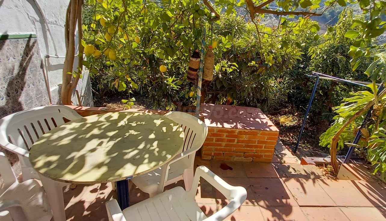 Casa en venta en Cutar. - foto 2