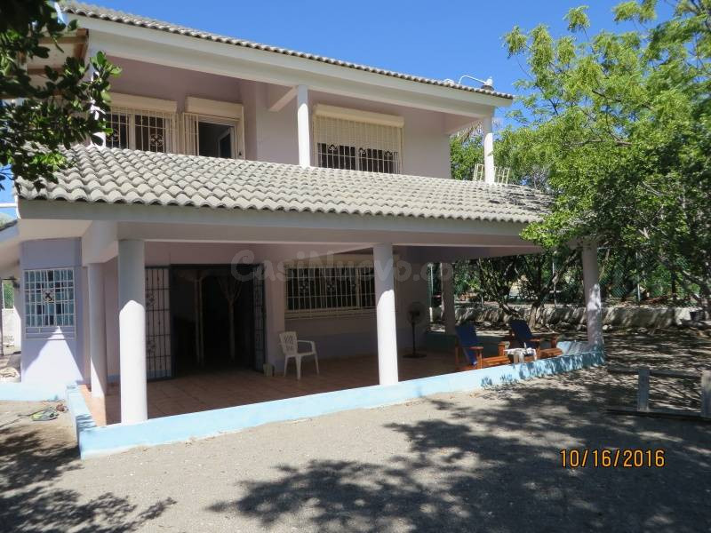 Casa en Azua, Rep. Dom.