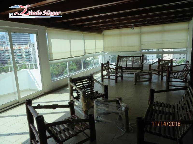 PENTHOUSEEN LA ESPERILLA, Rep. Dom.