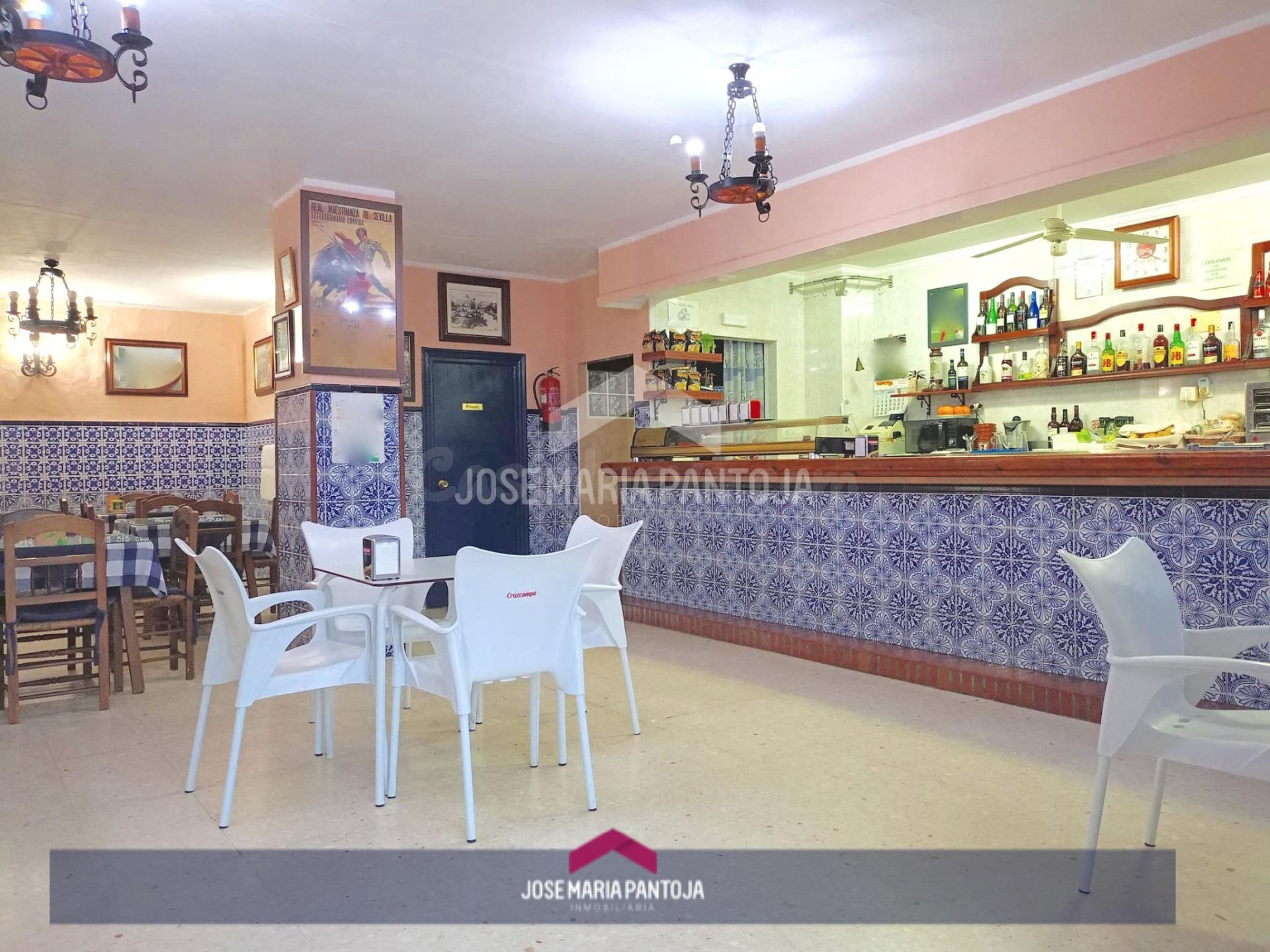 SE VENDE NEGOCIO  DE restauración EN ACTIVO