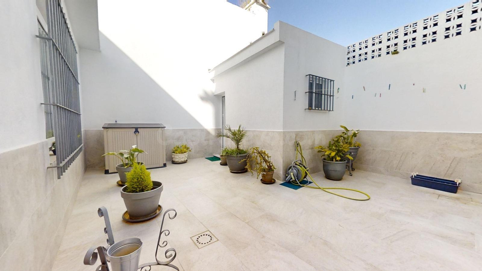 Casa una sola planta en centro - foto 2